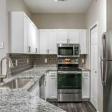 Villas Of Vista Ridge 351h Highway 121 Byp Lewisville Tx Apartments For Rent Rent Com