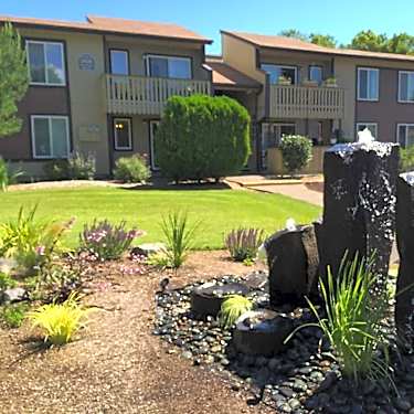 Mountain View Plaza Apartments 2460 Nw Rolling Grn Dr Corvallis Or Apartments For Rent Rent Com