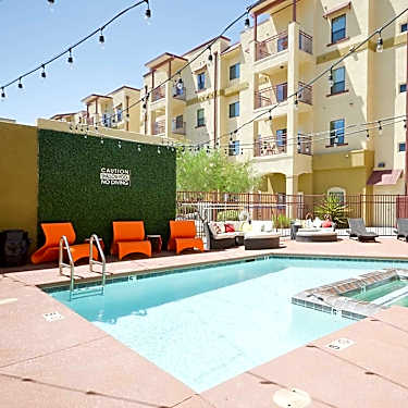 The Junction At Iron Horse Student Housing 504 E 9th St Tucson Az Apartments For Rent Rent Com
