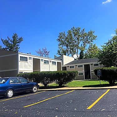 Park Plaza 20 Park St Johnston Ri Apartments For Rent Rent Com