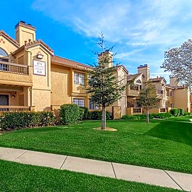 Oak Hills 2201 Oak Hills Circle Pittsburg Ca Apartments For Rent Rent Com