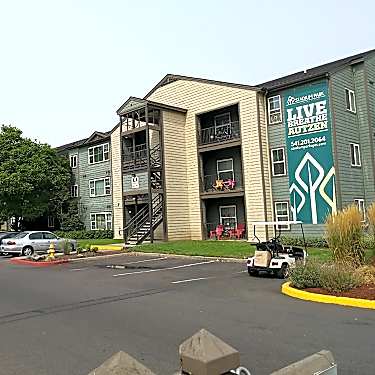 Stadium Park Student Living 90 Commons Dr Eugene Or