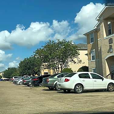 Matthew Ridge Apartments 14551 Beechnut St Houston Tx Apartments For Rent Rent Com