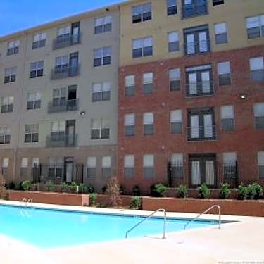 Auburn Glenn 49 Boulevard Avenue Se Atlanta Ga Apartments For