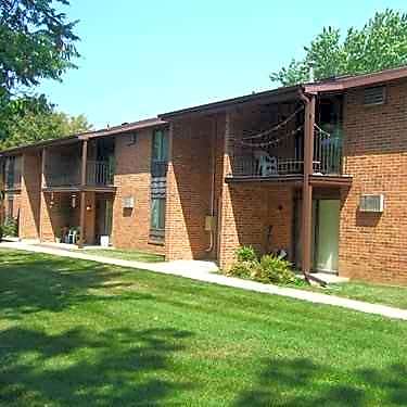 Triangle Hill Apartments 524 Baird Creek Rd Green Bay Wi Apartments For Rent Rent Com