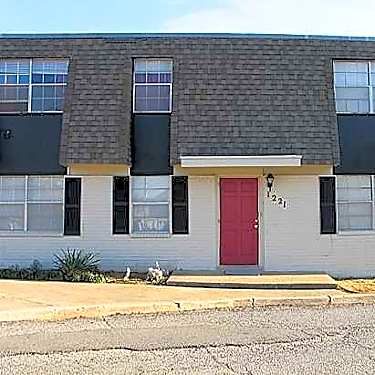 Campus Lodge Off Campus Housing Norman Ok Forrentuniversity