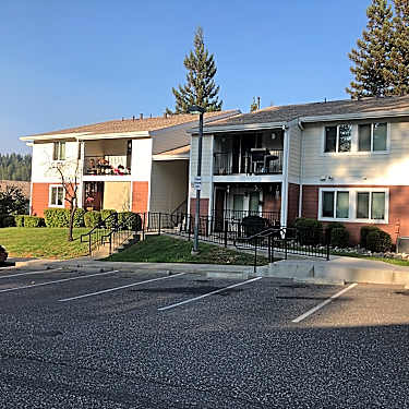 Nevada Woods 360 Sutton Way Apt 21 Grass Valley Ca Apartments For Rent Rent Com