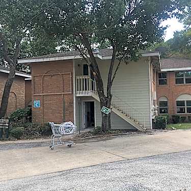Dickinson Pines 600 Deats Rd Dickinson Tx Apartments For Rent