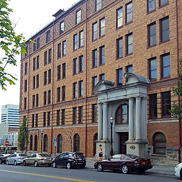 The Crossings 8 N Jefferson St Roanoke Va Apartments For Rent Rent Com