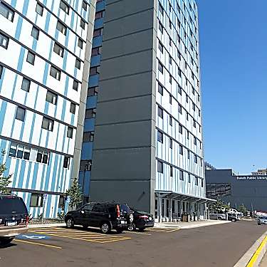 Gateway Tower 600 W Superior St Duluth Mn Apartments For Rent