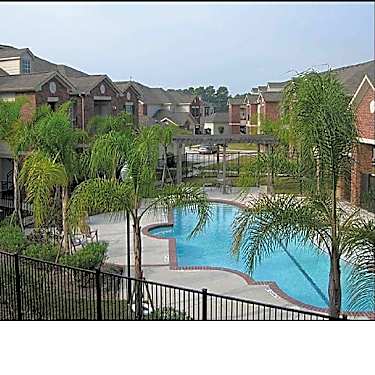 Autumn Pines 6200 Greens Road Humble Tx Apartments For Rent Rent Com