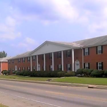 Maryland Manor 2100 Pontoon Road Granite City Il Apartments For Rent Rent Com
