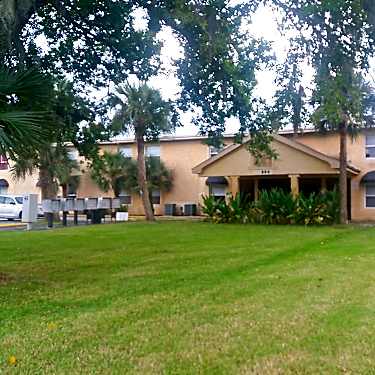 Palm Cove Apartments 886 S Nova Rd Daytona Beach Fl