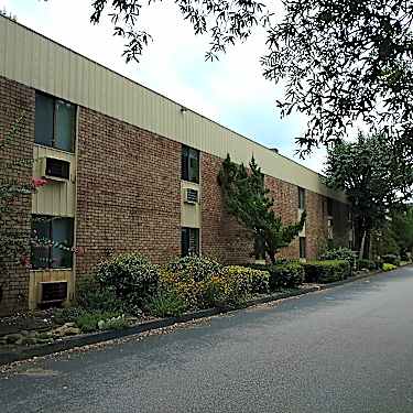 River Hills Manor Apartments 2627 Hixson Pike Chattanooga Tn