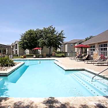 Stone Creek 2700 Trimmer Road Killeen Tx Apartments For Rent Rent Com