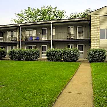Stoneybrooke Apartments 8500 Brooke Park Drive Canton Mi Apartments For Rent Rent Com