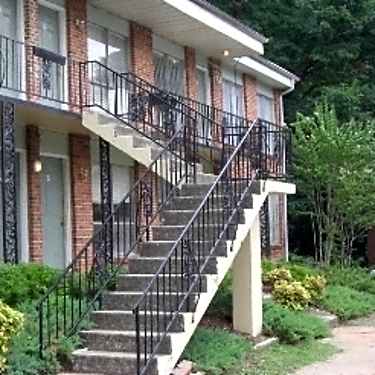 Greensprings Village 2217 Green Springs Hwy Birmingham Al Apartments For Rent Rent Com