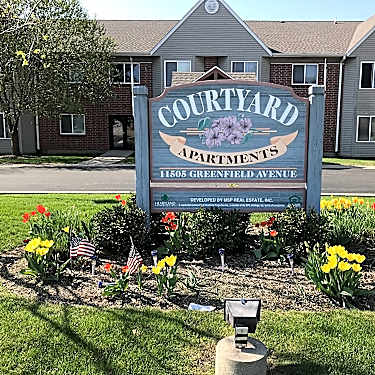 Courtyard Senior Apartments 11505 West Greenfield Ave West Allis Wi Apartments For Rent Rent Com