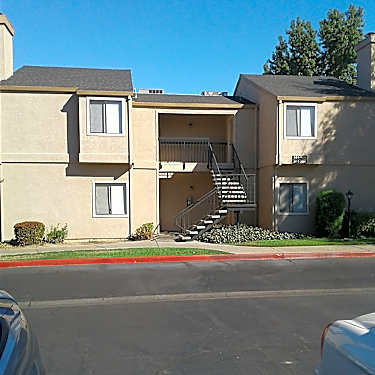 Shadowbrook Apartments 235 S Bernardo Avenue Sunnyvale Ca Apartments For Rent Rent Com