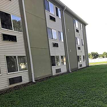Sterling Place 600 Old Combee Rd Lakeland Fl Apartments For Rent Rent Com
