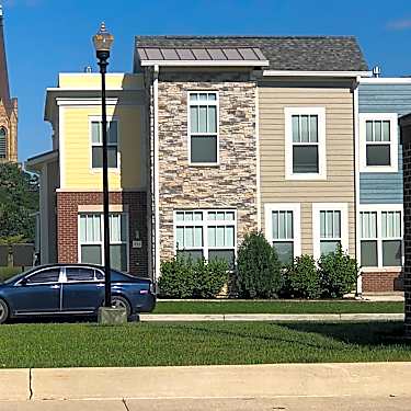 Collingwood Green Ii 800 Division Street Toledo Oh Apartments