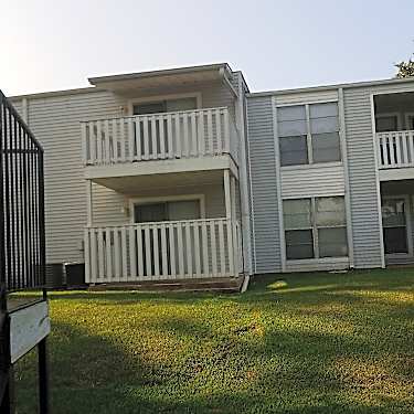 Summer Trace Apartments 3201 Knight St Shreveport La