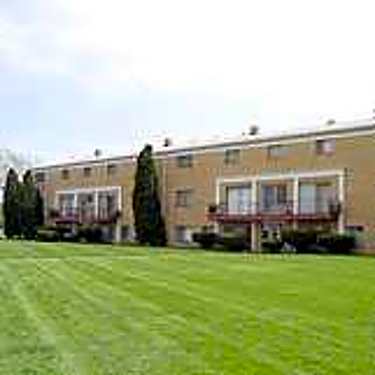 Sunnyslope Terrace Apartments 5383 Sunnyslope Road 57 Maple Heights Oh Apartments For Rent Rent Com