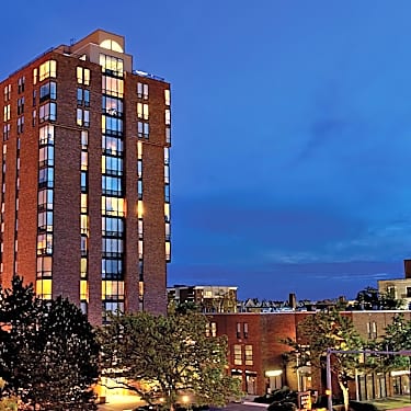 100 Forest Place 100 Forest Pl Oak Park Il Apartments For