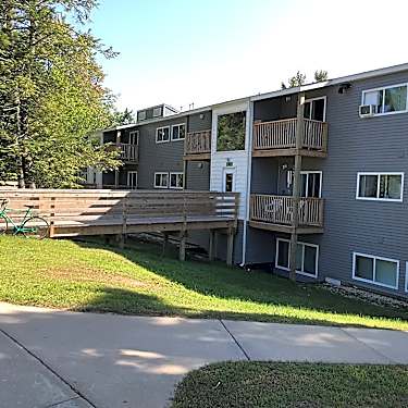 Thunder Bay Apartments