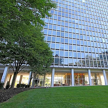 The Colonnade Apartments 25 Clifton Avenue Newark Nj