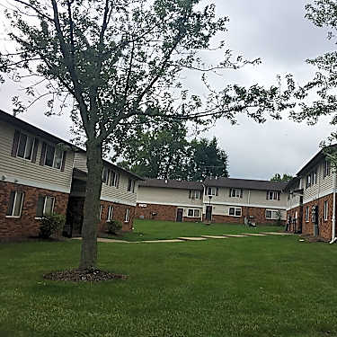 Pinewood Gardens 8788 Ray Court Twinsburg Oh Apartments For Rent Rent Com Our best hotels in twinsburg oh. pinewood gardens 8788 ray court