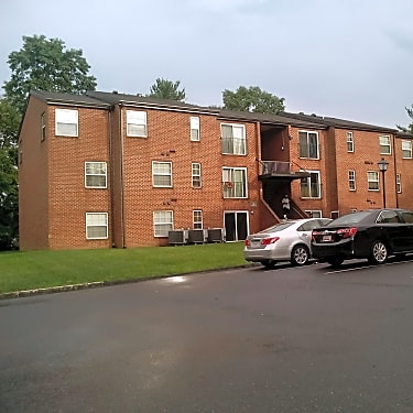 Windsor Gardens 1101 Key Pkwy Frederick Md Apartments For