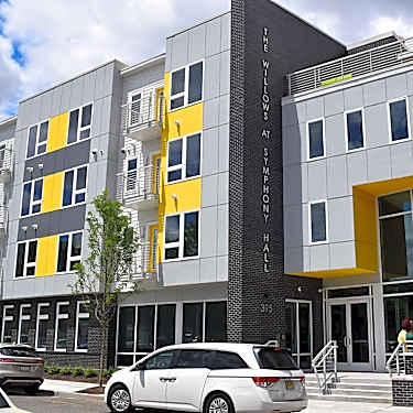 The Willows At Symphony Hall 395 Halsey Street Newark Nj Apartments For Rent Rent Com