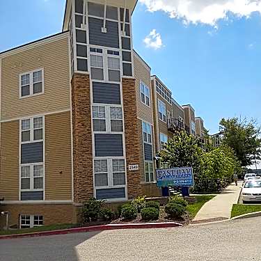 East Bay I Ii Apartments 2539 E Eastgate Ln Bloomington In