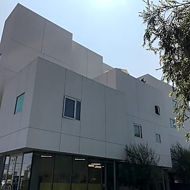 Crest Apartments 13604 Sherman Way Van Nuys Ca Apartments For