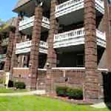 St Regis Apartments 2765 Euclid Heights Blvd Cleveland Oh Apartments For Rent Rent Com