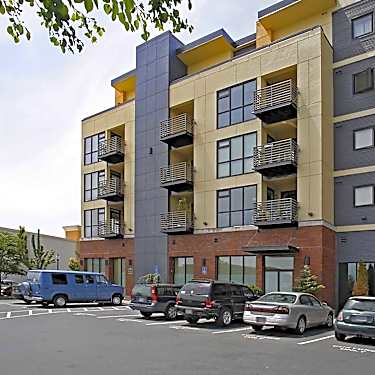 The Crossings At Gresham Station 773 Nw 13th Street Gresham Or Apartments For Rent Rent Com