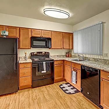 Montclair 7847 Jewel Lake Rd Anchorage Ak Apartments For Rent