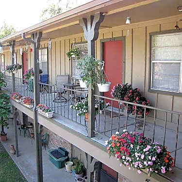 Southwood 5126 South Wheeling Tulsa Ok Apartments For Rent Rent Com