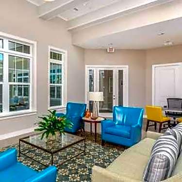Aura At 4th Oak St Ne Saint Petersburg Fl Apartments For Rent Rent Com
