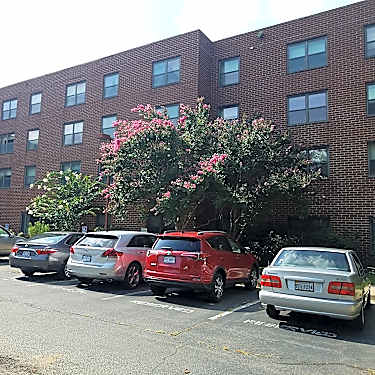 Burke Lake Gardens 9608 Old Keene Mill Rd Burke Va Apartments