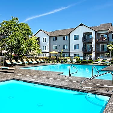 The Retreat At Bothell 18101 126th Ave Ne Bothell Wa Apartments For Rent Rent Com