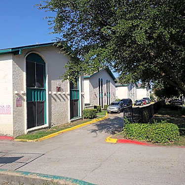 South Park 2415 E Park Row Dr Arlington Tx Apartments For Rent Rent Com