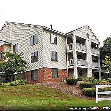 Countryside Village 60 Village Circle Way Manchester Nh Apartments For Rent Rent Com