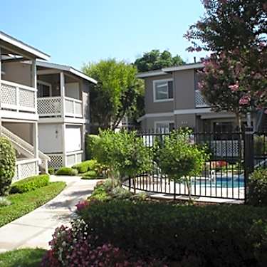 Vintage Park Community 1805 East Cortez West Covina Ca