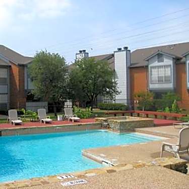 Oates Creek Apartments 1805 Oates Drive Mesquite Tx Apartments For Rent Rent Com