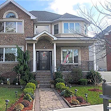 16 Tenafly Pl 16 Tenafly Pl Staten Island Ny Apartments For