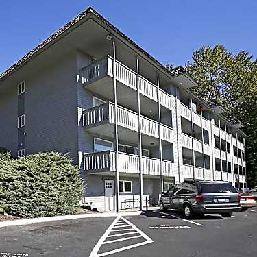 Sun Vista Apartments 1254 1259 Weiland Street Kent Wa Apartments For Rent Rent Com