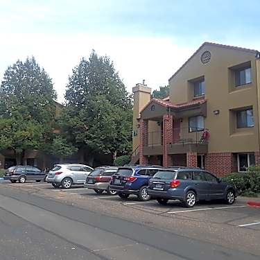 Ram S Village Apartments 900 Constitution Ave Fort Collins Co