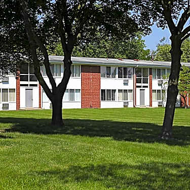 Fairlane Apartments Townhomes 24268 Haskell Taylor Mi